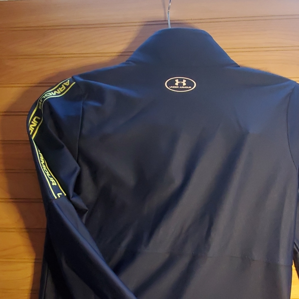 UNDER ARMOUR zipper jacket youth